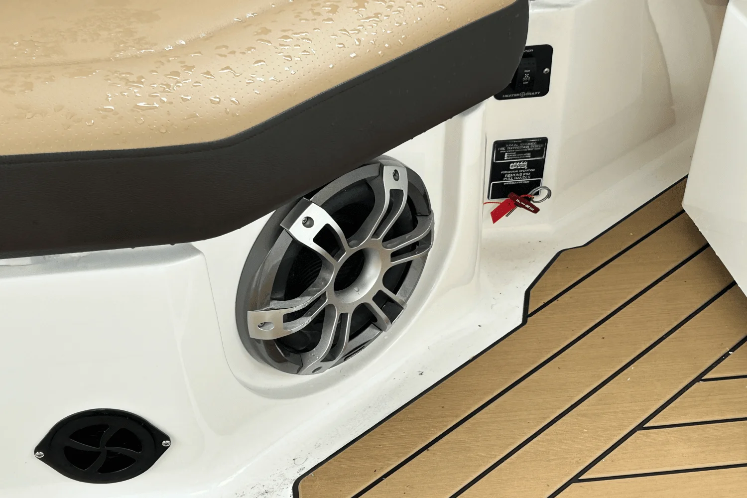 2024 Sea Ray 310 SLX Image Thumbnail #25