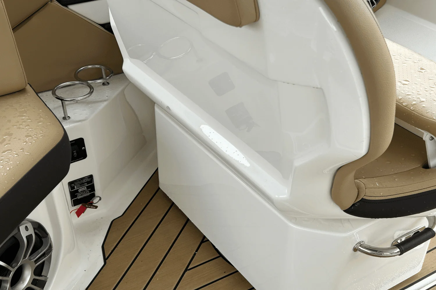 2024 Sea Ray 310 SLX Image Thumbnail #24