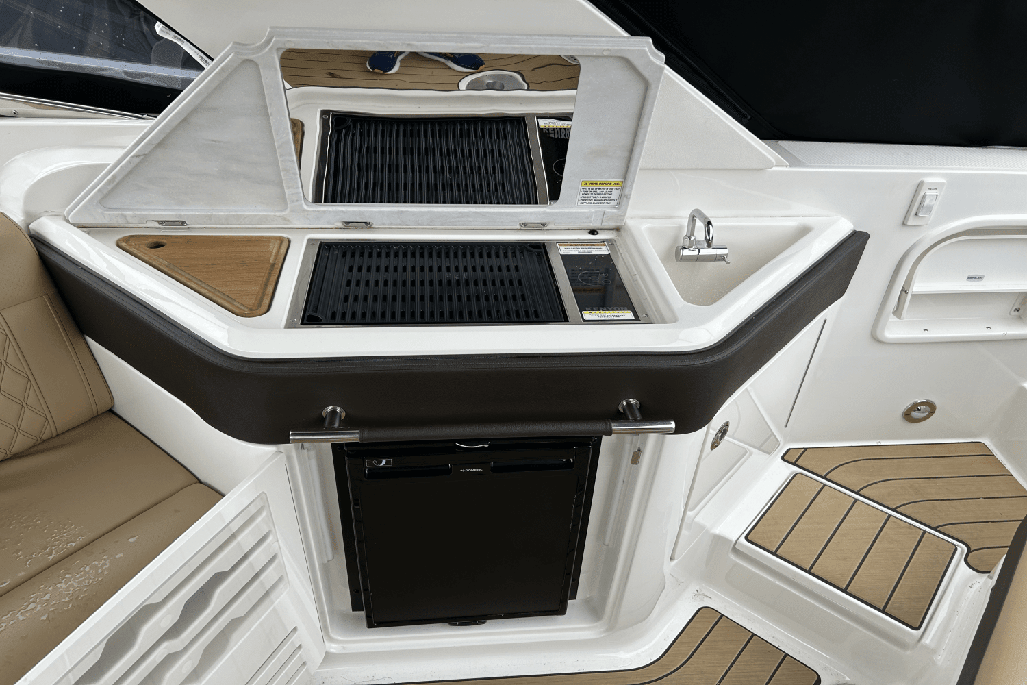 2024 Sea Ray 310 SLX Image Thumbnail #20