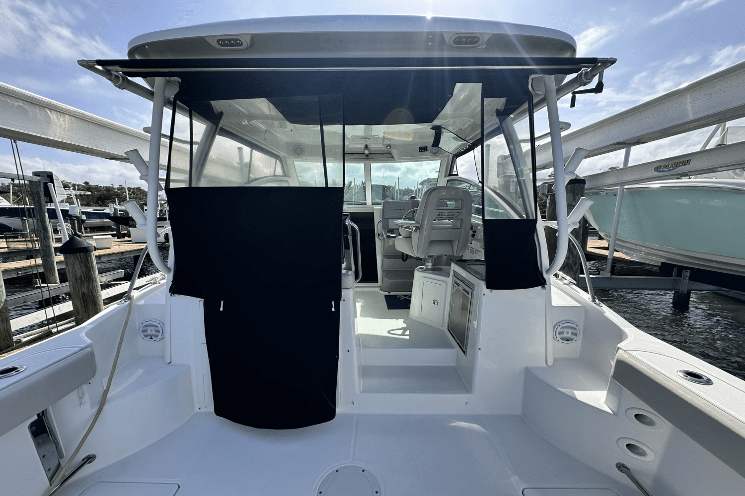 2015 Boston Whaler 315 CONQUEST Image Thumbnail #23