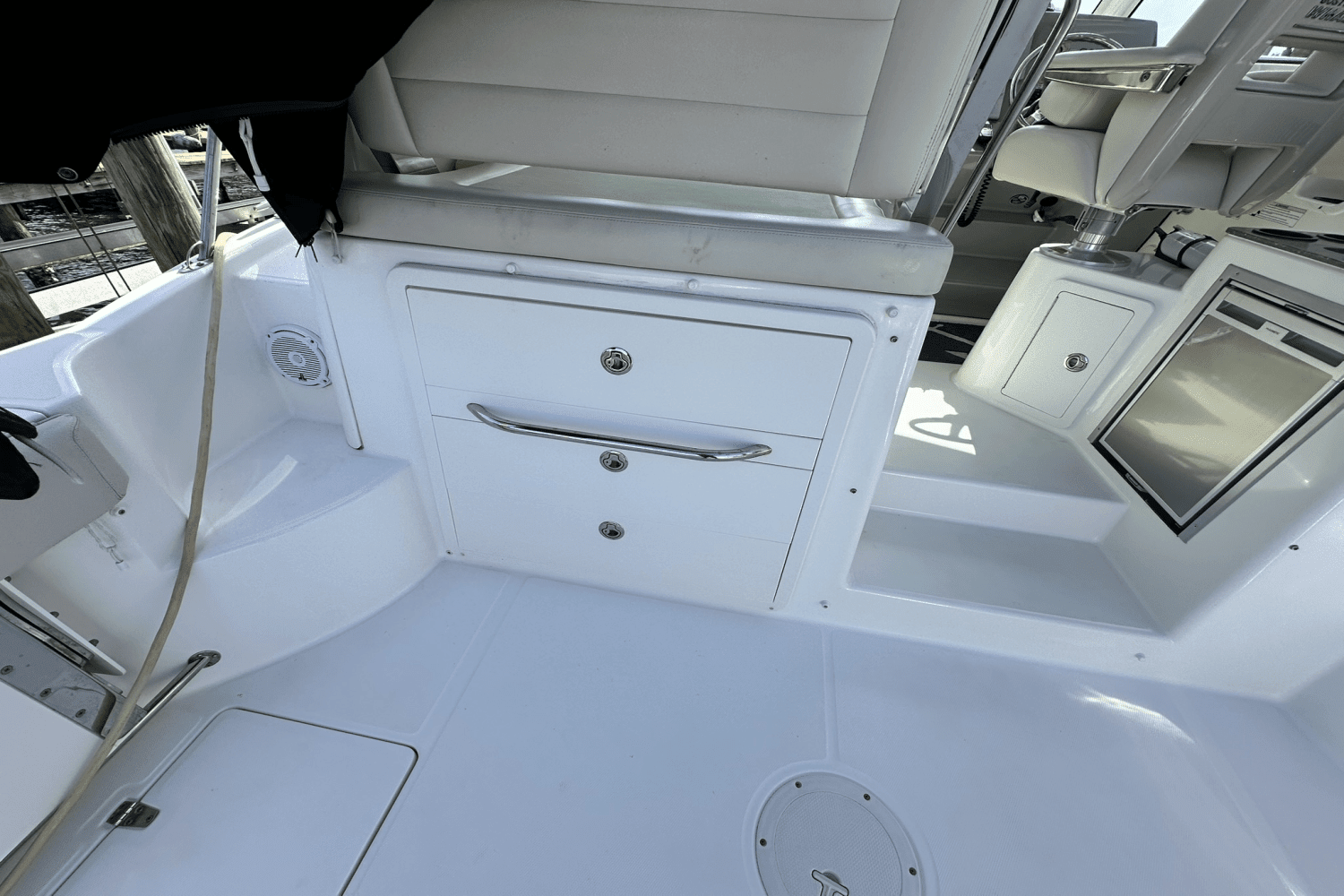 2015 Boston Whaler 315 CONQUEST Image Thumbnail #27