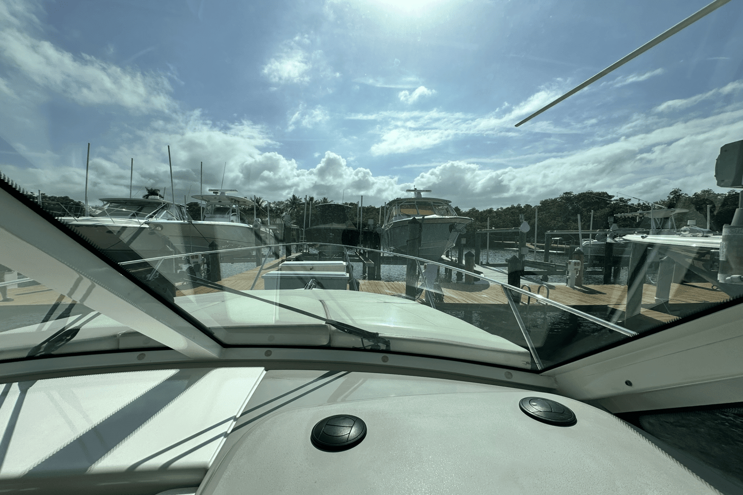 2015 Boston Whaler 315 CONQUEST Image Thumbnail #35