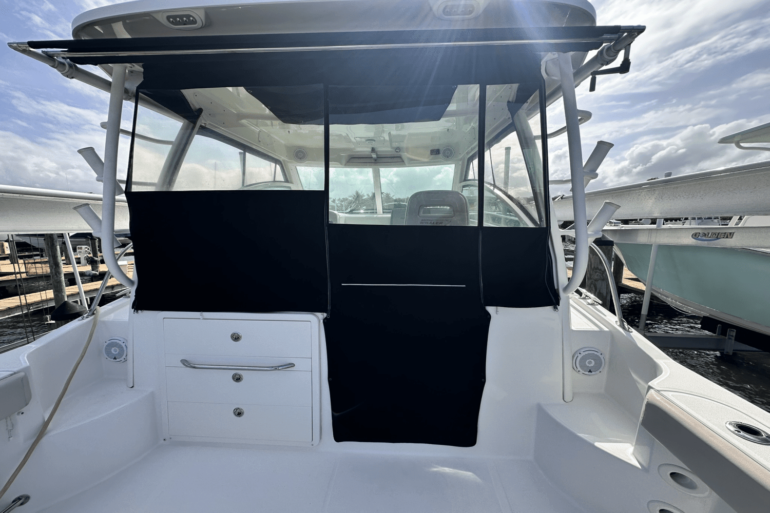 2015 Boston Whaler 315 CONQUEST Image Thumbnail #47