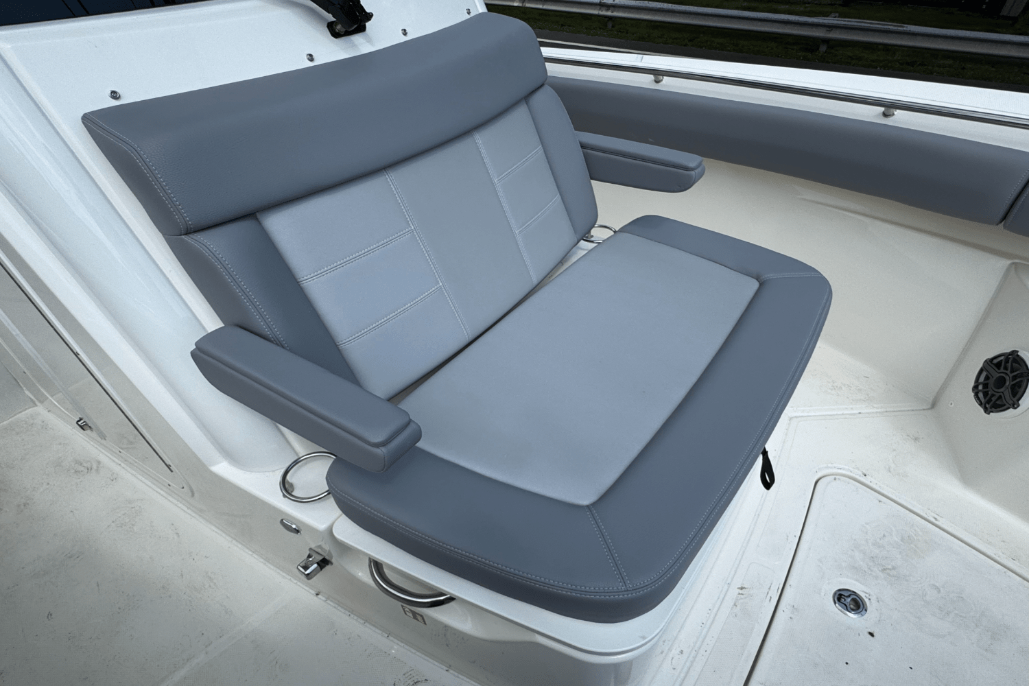 2026 Boston Whaler 25OR Image Thumbnail #18