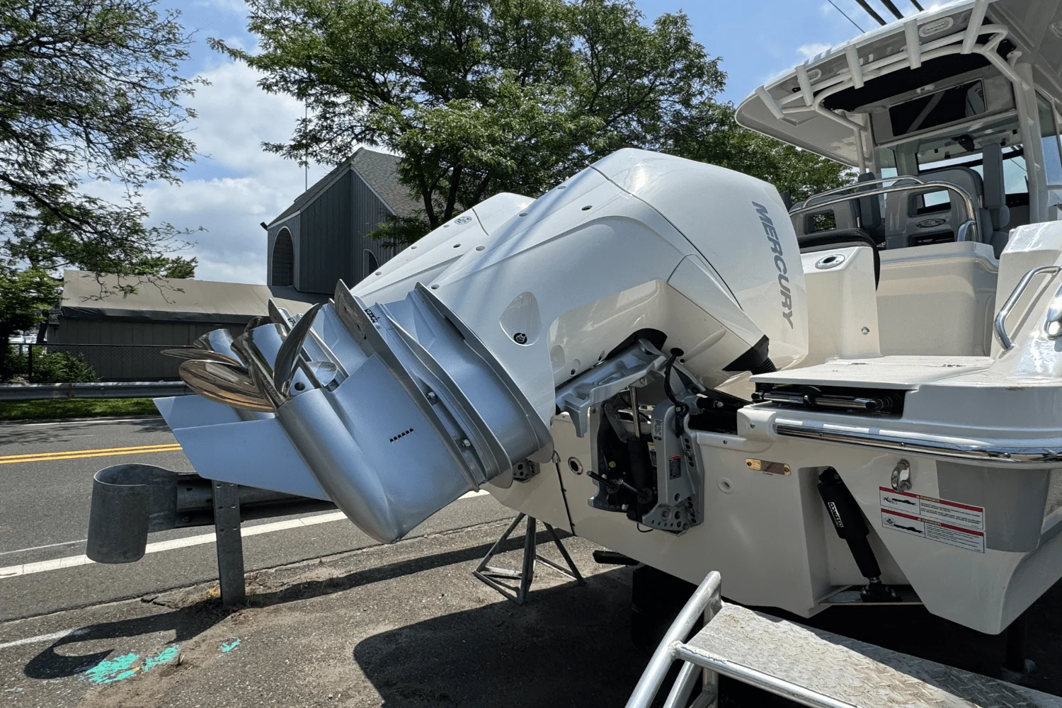2026 Boston Whaler 250 Outrage Image Thumbnail #4