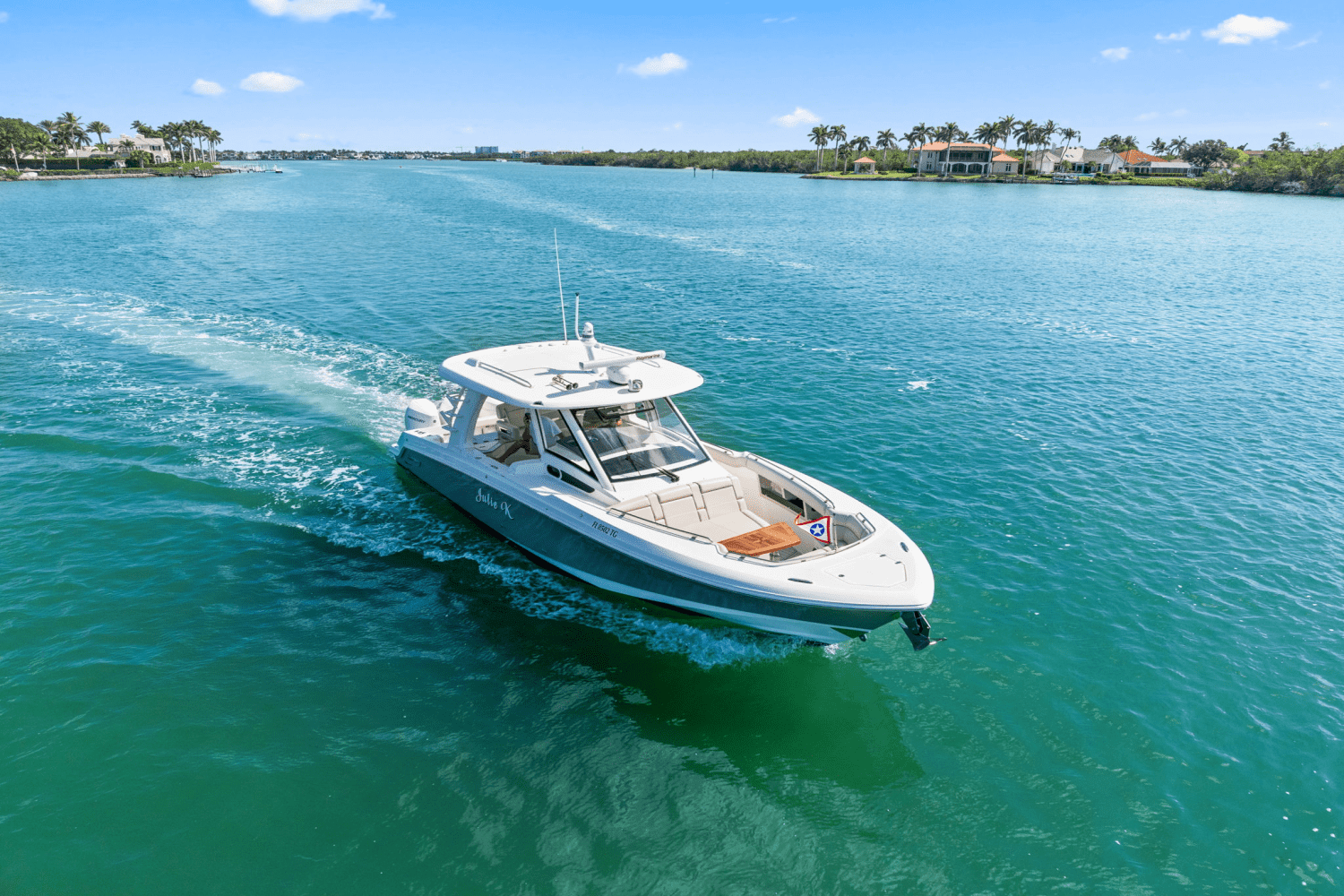 2022 Boston Whaler 350 REALM Image Thumbnail #9