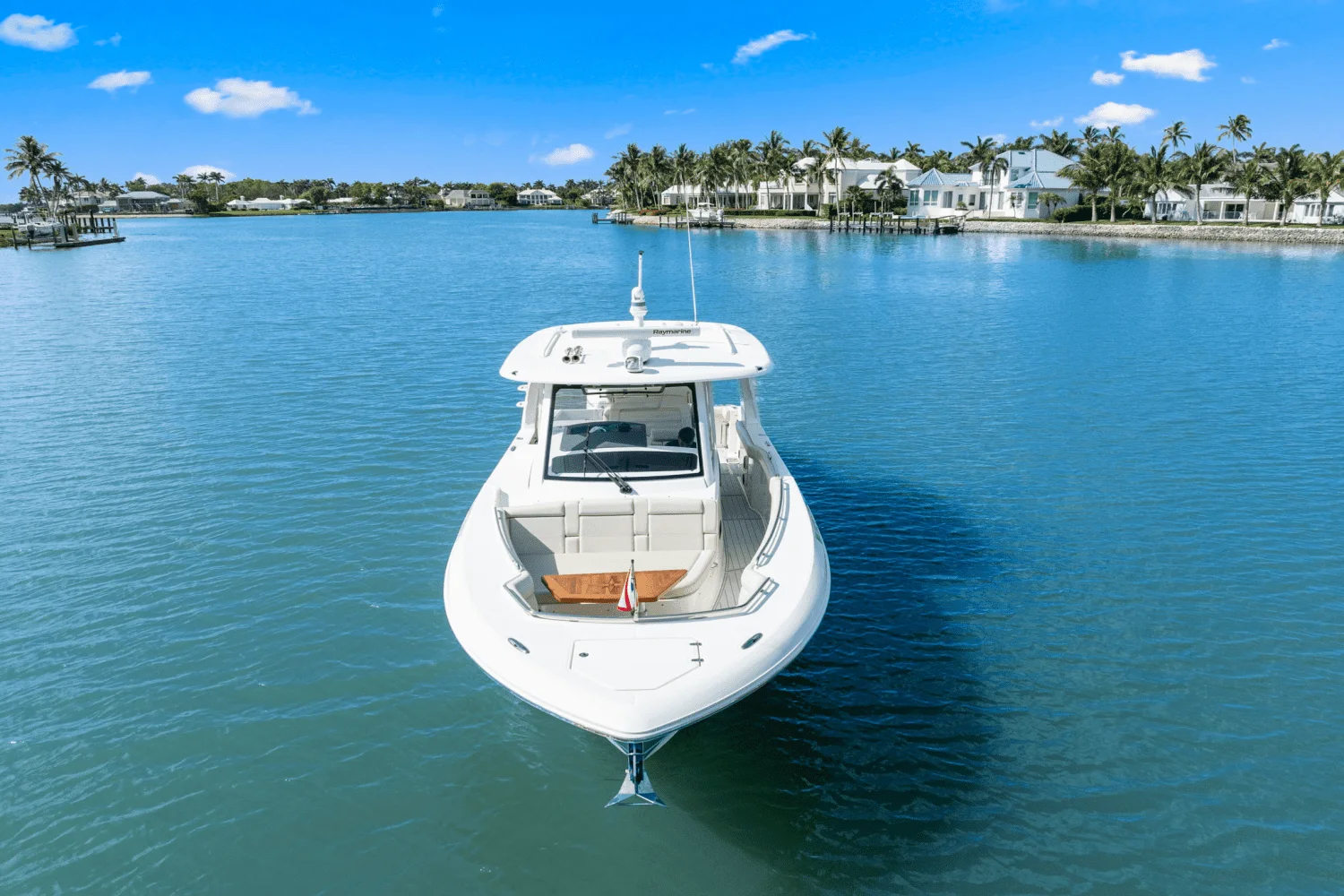 2022 Boston Whaler 350 REALM Image Thumbnail #14