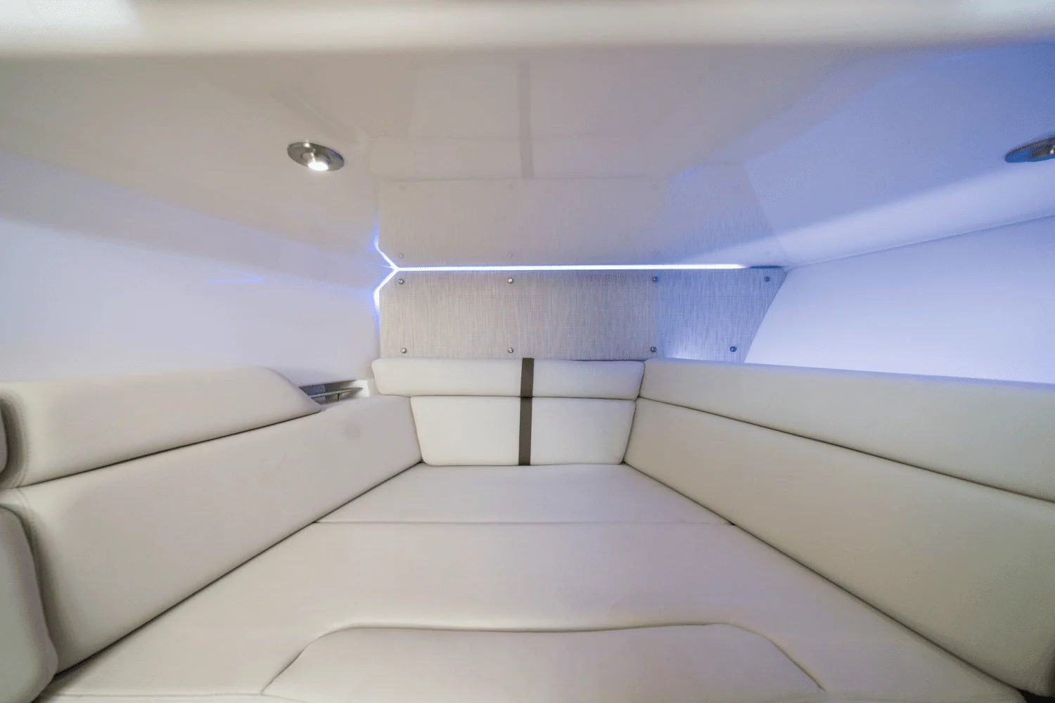 2022 Boston Whaler 350 REALM Image Thumbnail #51