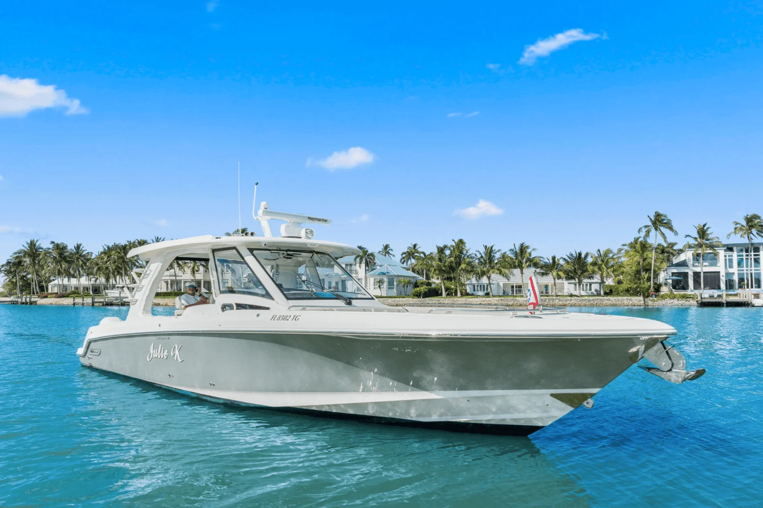 2022 Boston Whaler 350 REALM Image Thumbnail #12