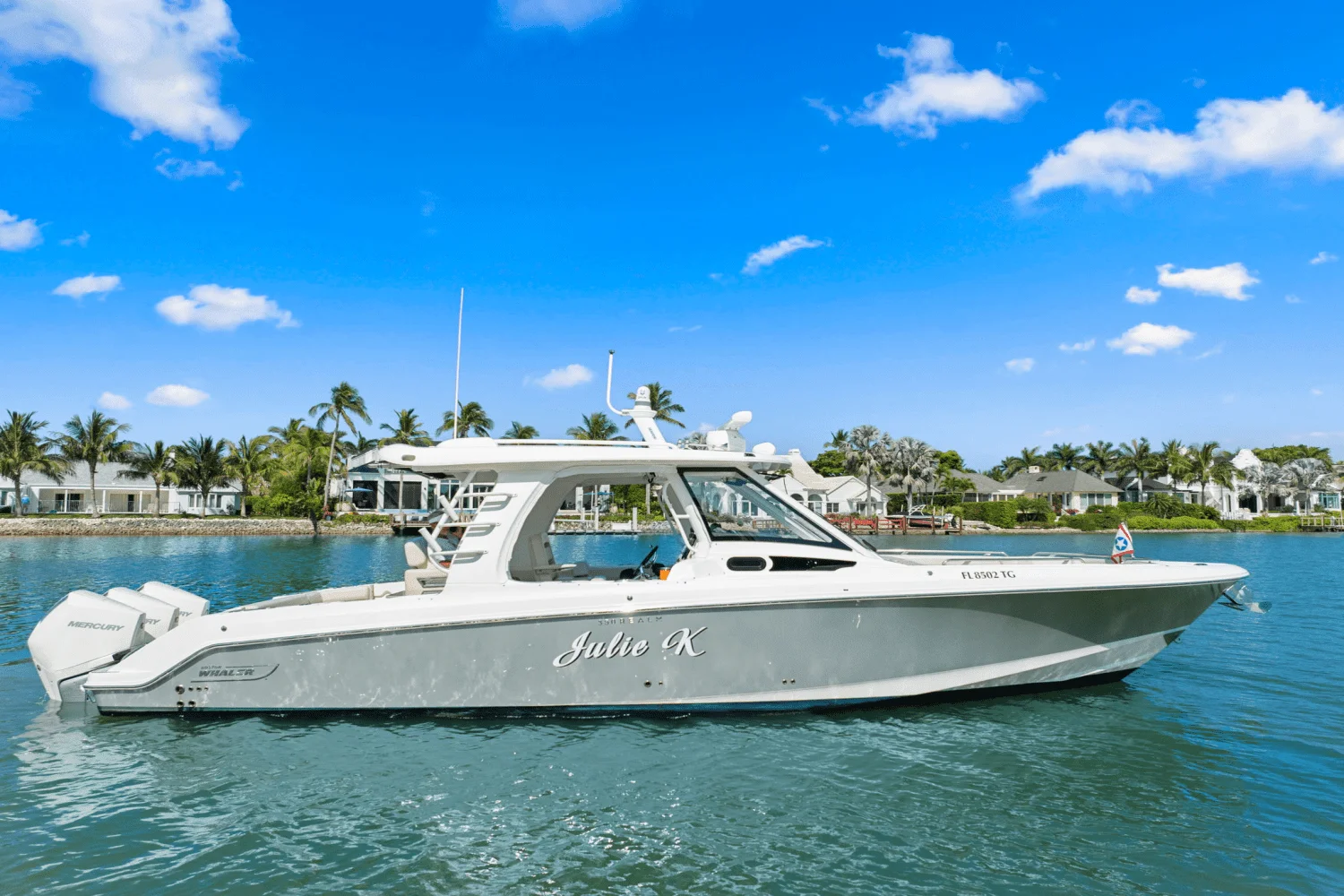 2022 Boston Whaler 350 REALM Image Thumbnail #13