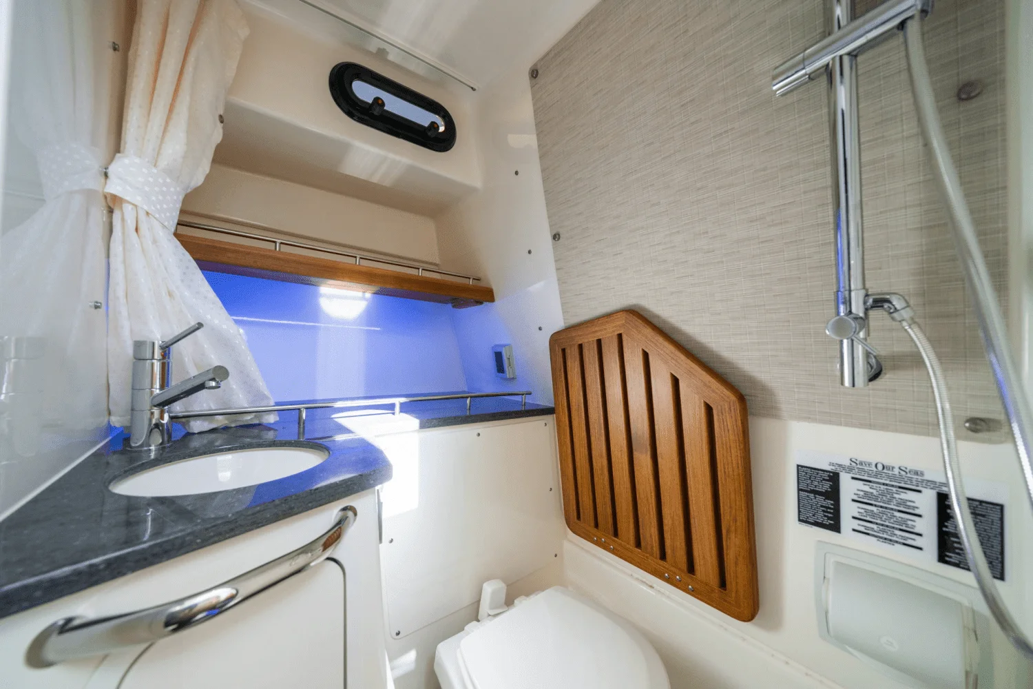 2022 Boston Whaler 350 REALM Image Thumbnail #53