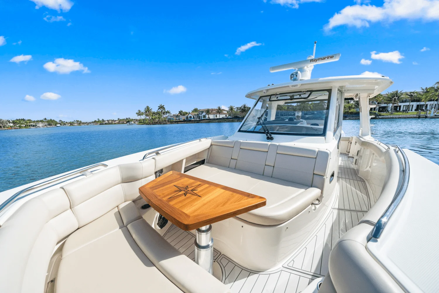 2022 Boston Whaler 350 REALM Image Thumbnail #30