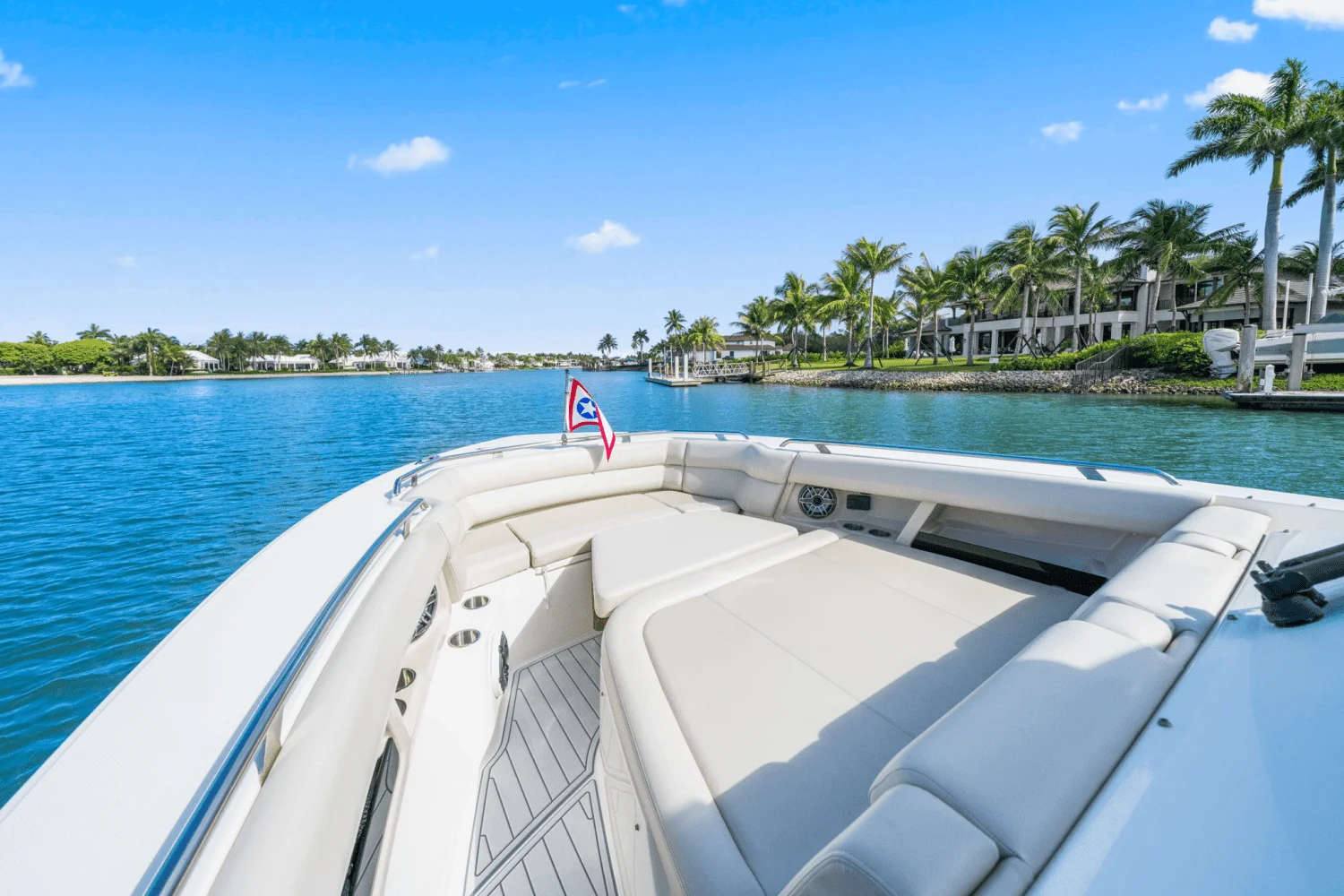 2022 Boston Whaler 350 REALM Image Thumbnail #27