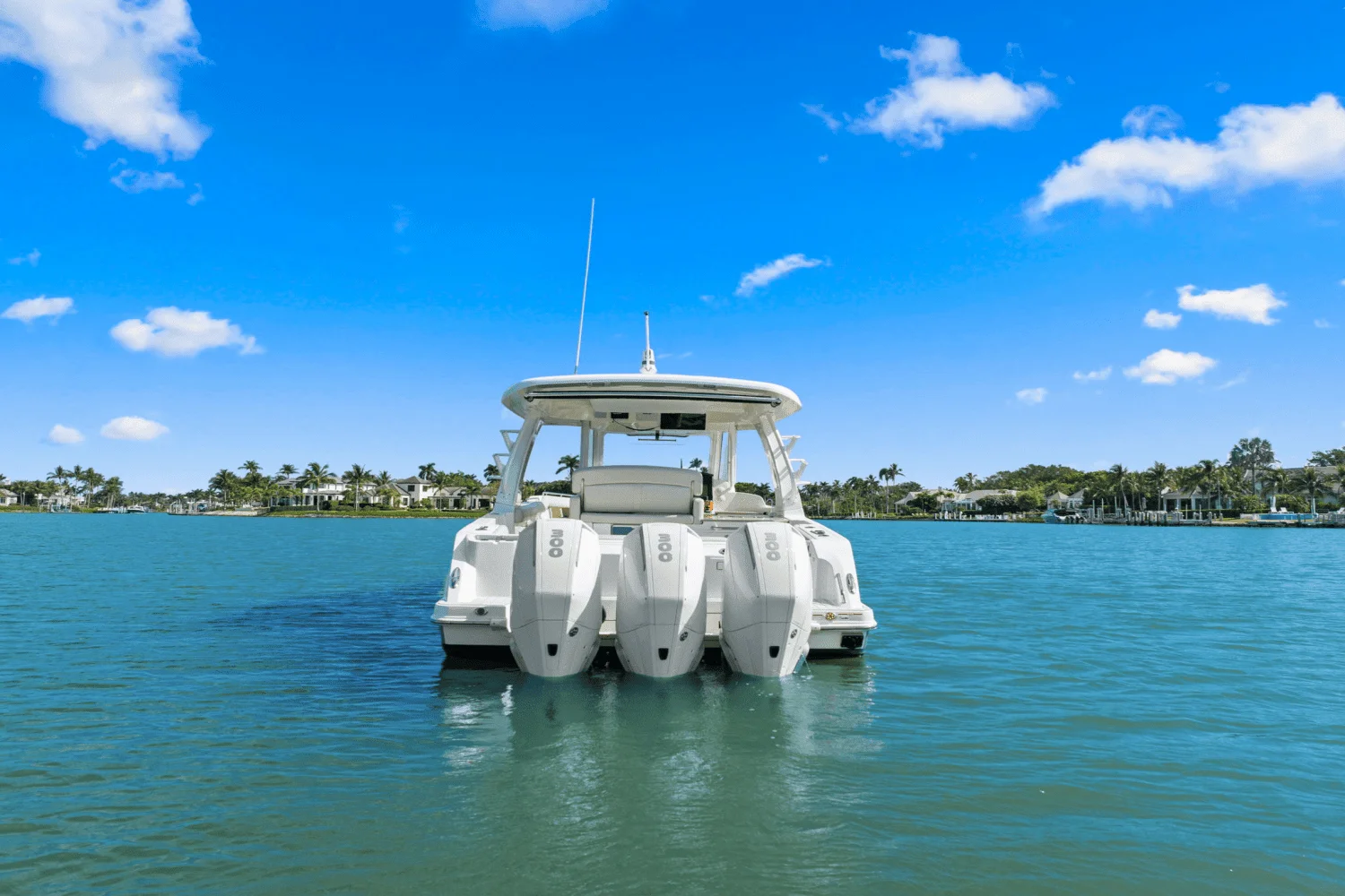 2022 Boston Whaler 350 REALM Image Thumbnail #16