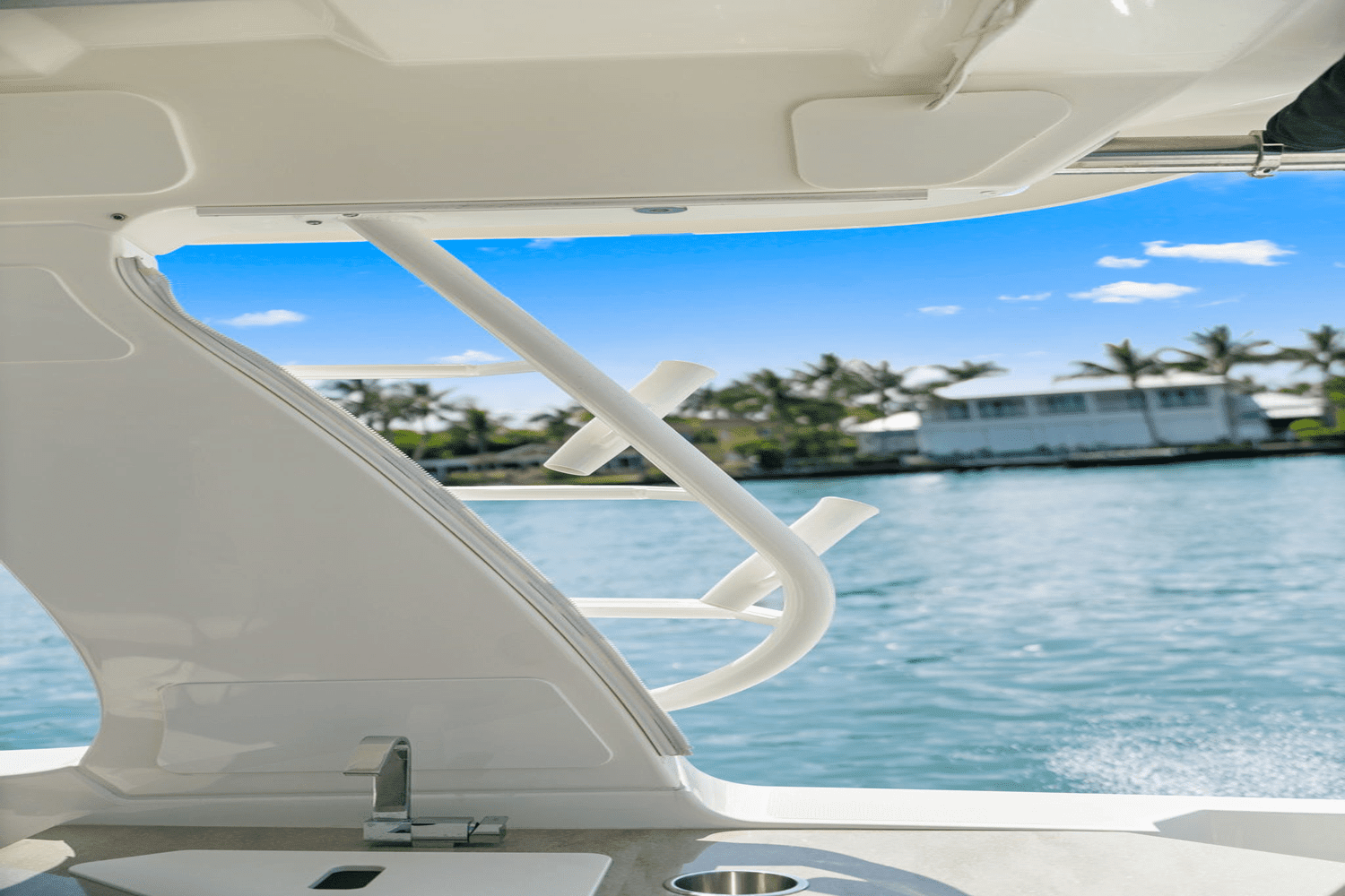 2022 Boston Whaler 350 REALM Image Thumbnail #42