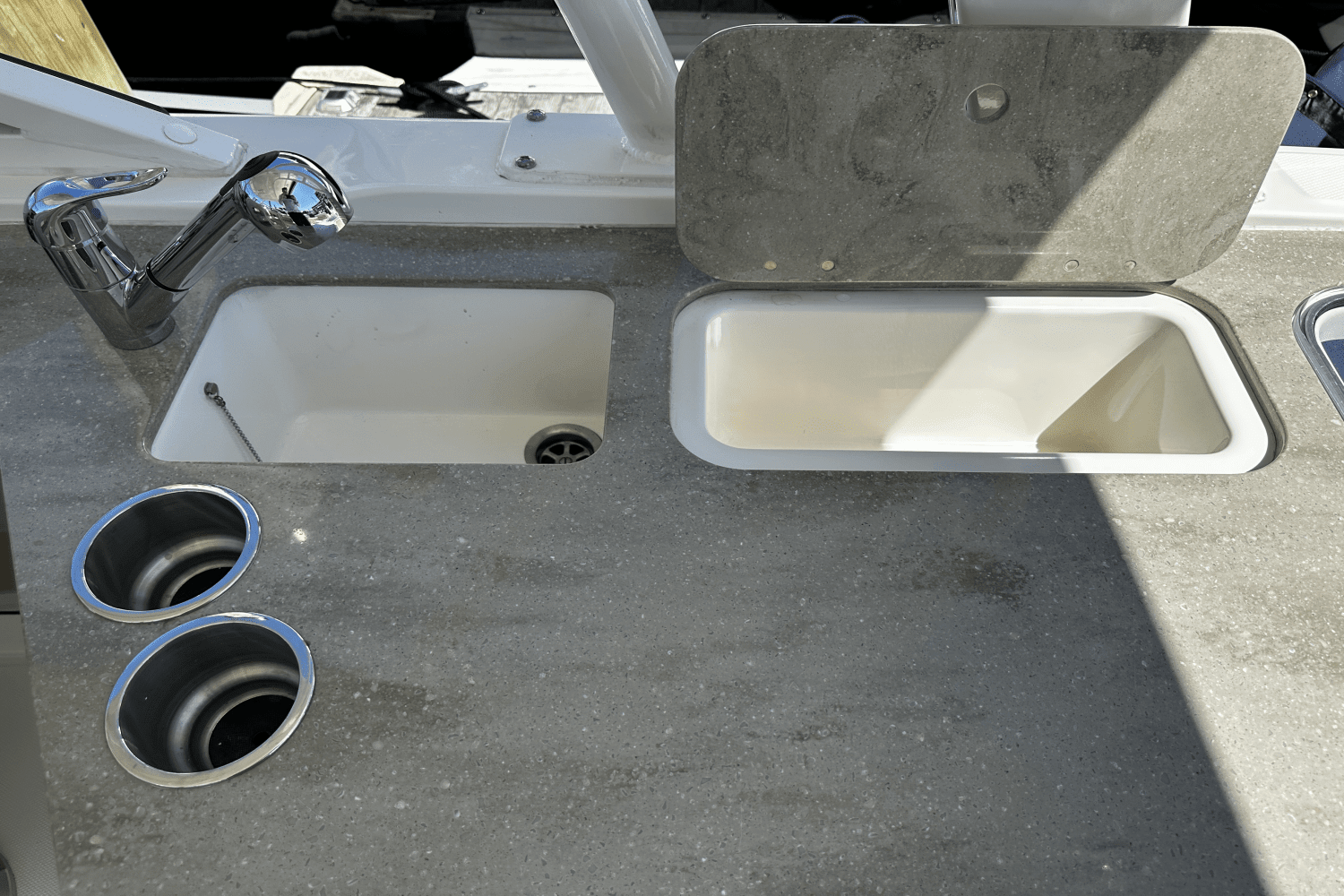 2020 Boston Whaler 320 VANTAGE Image Thumbnail #14