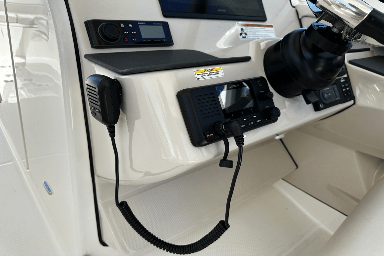 2020 Boston Whaler 320 VANTAGE Image Thumbnail #34