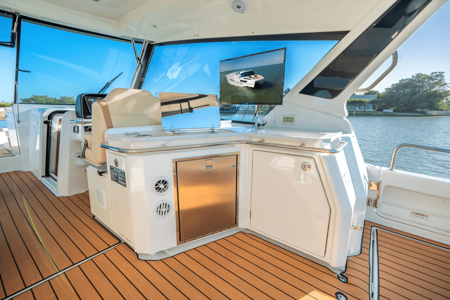 2021 Aquila 36 SPORT POWER CATAMARAN Image Thumbnail #17