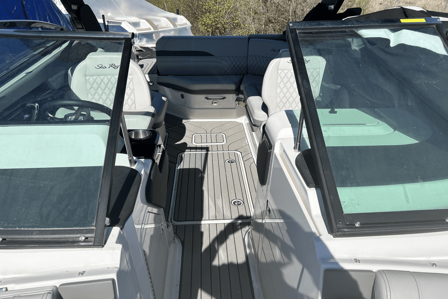 2023 Sea Ray 260 SLX Image Thumbnail #13