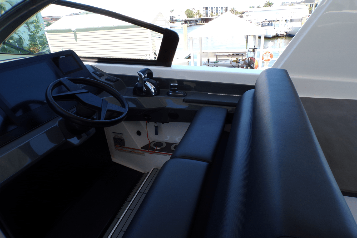 2021 Aviara 36 - OUTBOARD Image Thumbnail #13