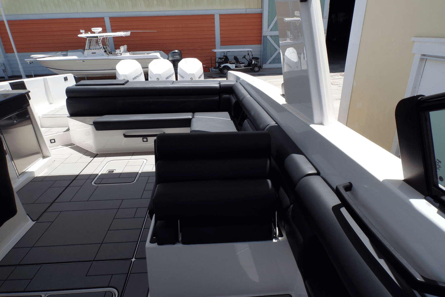 2021 Aviara 36 - OUTBOARD Image Thumbnail #41
