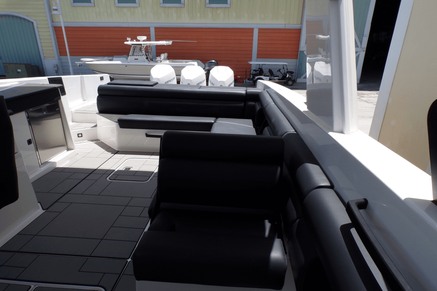 2021 Aviara 36 - OUTBOARD Image Thumbnail #34