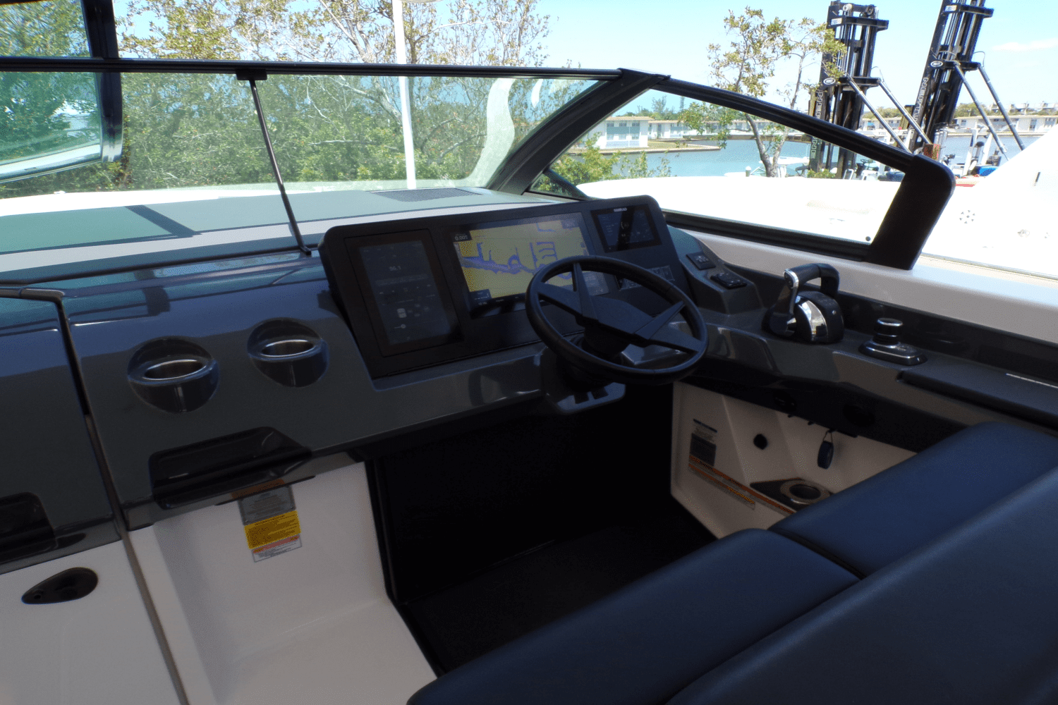 2021 Aviara 36 - OUTBOARD Image Thumbnail #22