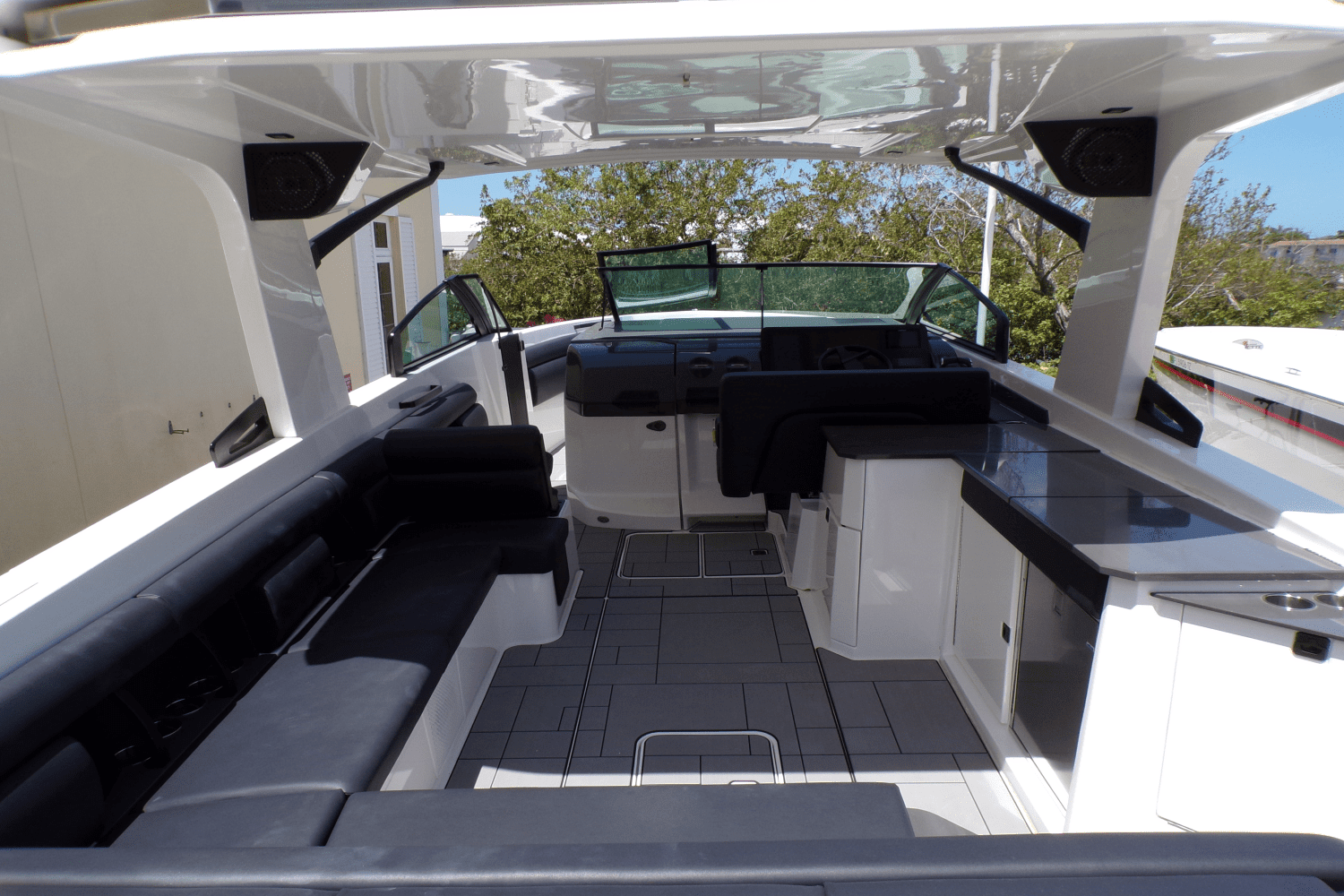 2021 Aviara 36 - OUTBOARD Image Thumbnail #43