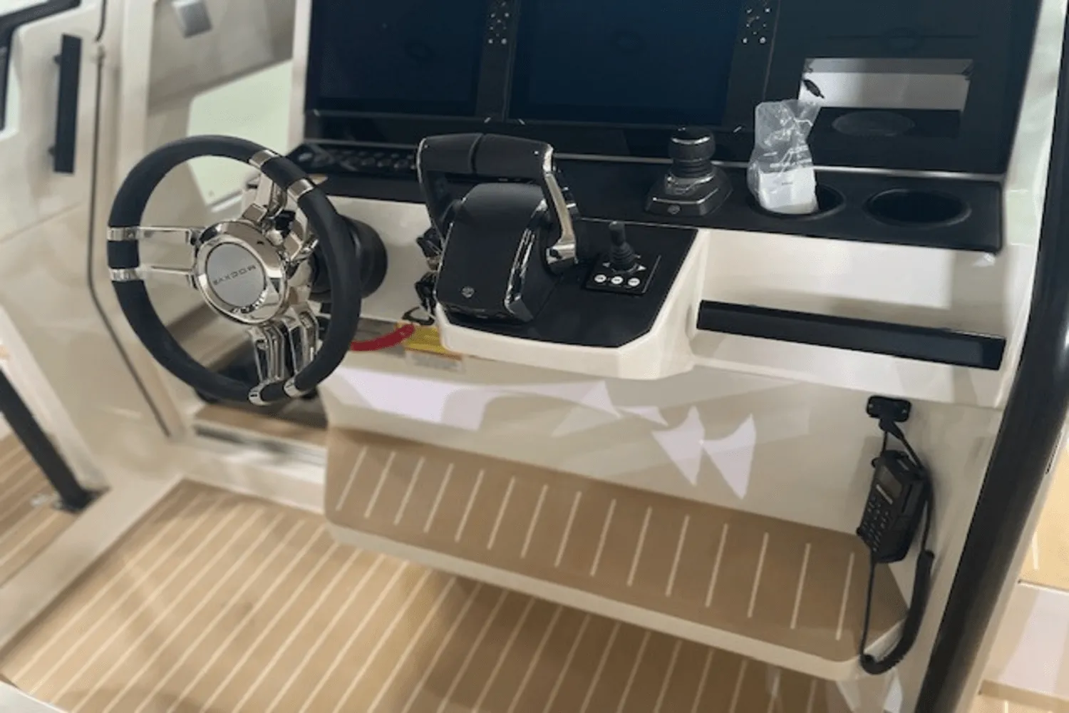 2025 Saxdor 320 GTO Image Thumbnail #10