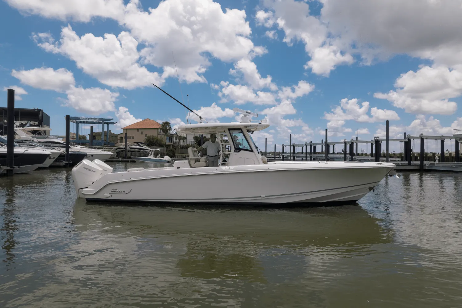 2024 Boston Whaler 330 Outrage Image Thumbnail #25