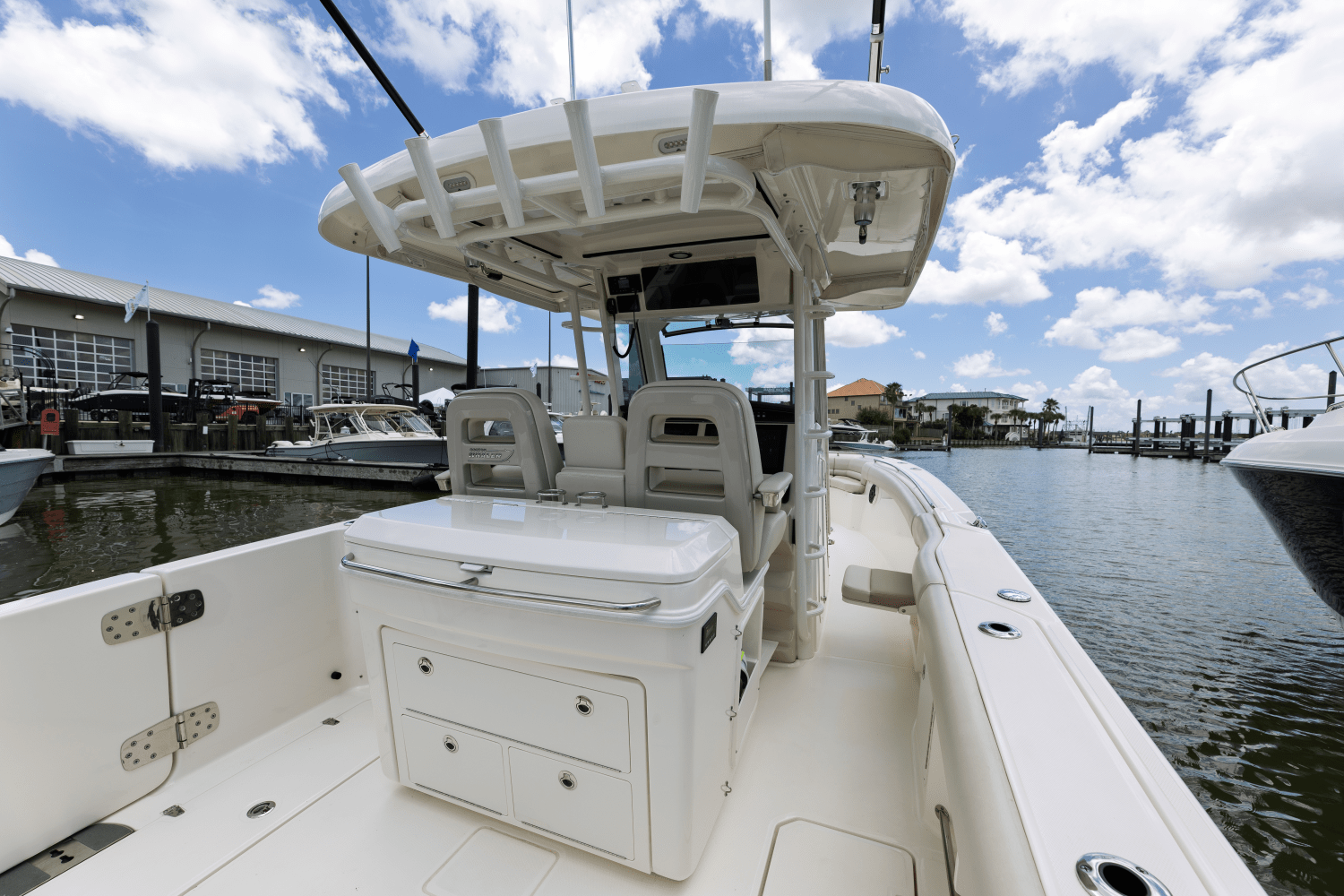 2024 Boston Whaler 330 Outrage Image Thumbnail #7