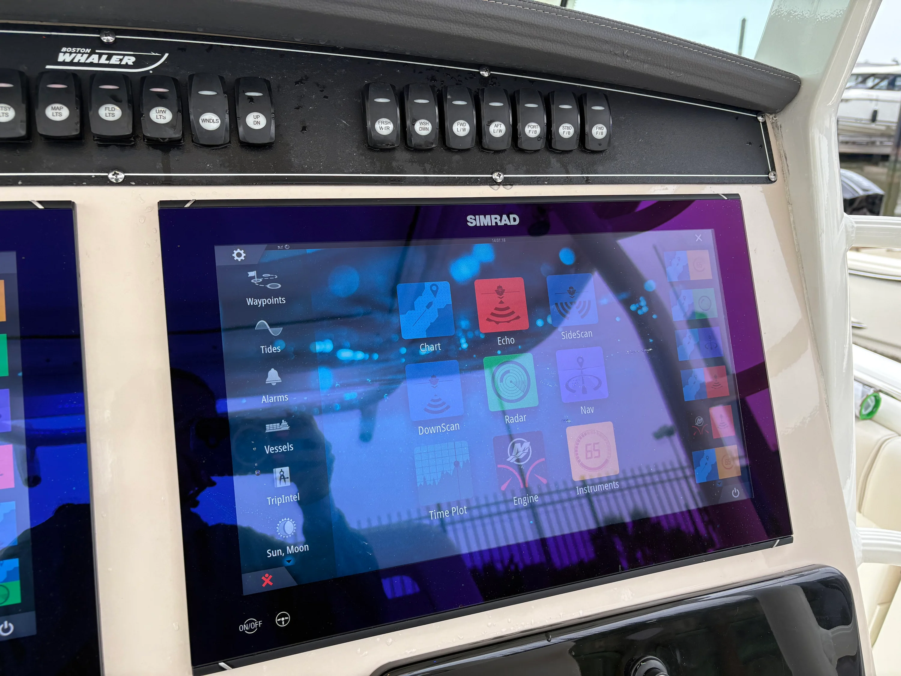 2024 Boston Whaler 330 Outrage Image Thumbnail #25