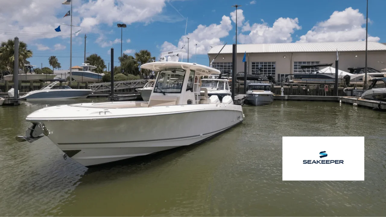 2024 Boston Whaler 330 Outrage Image Thumbnail #5