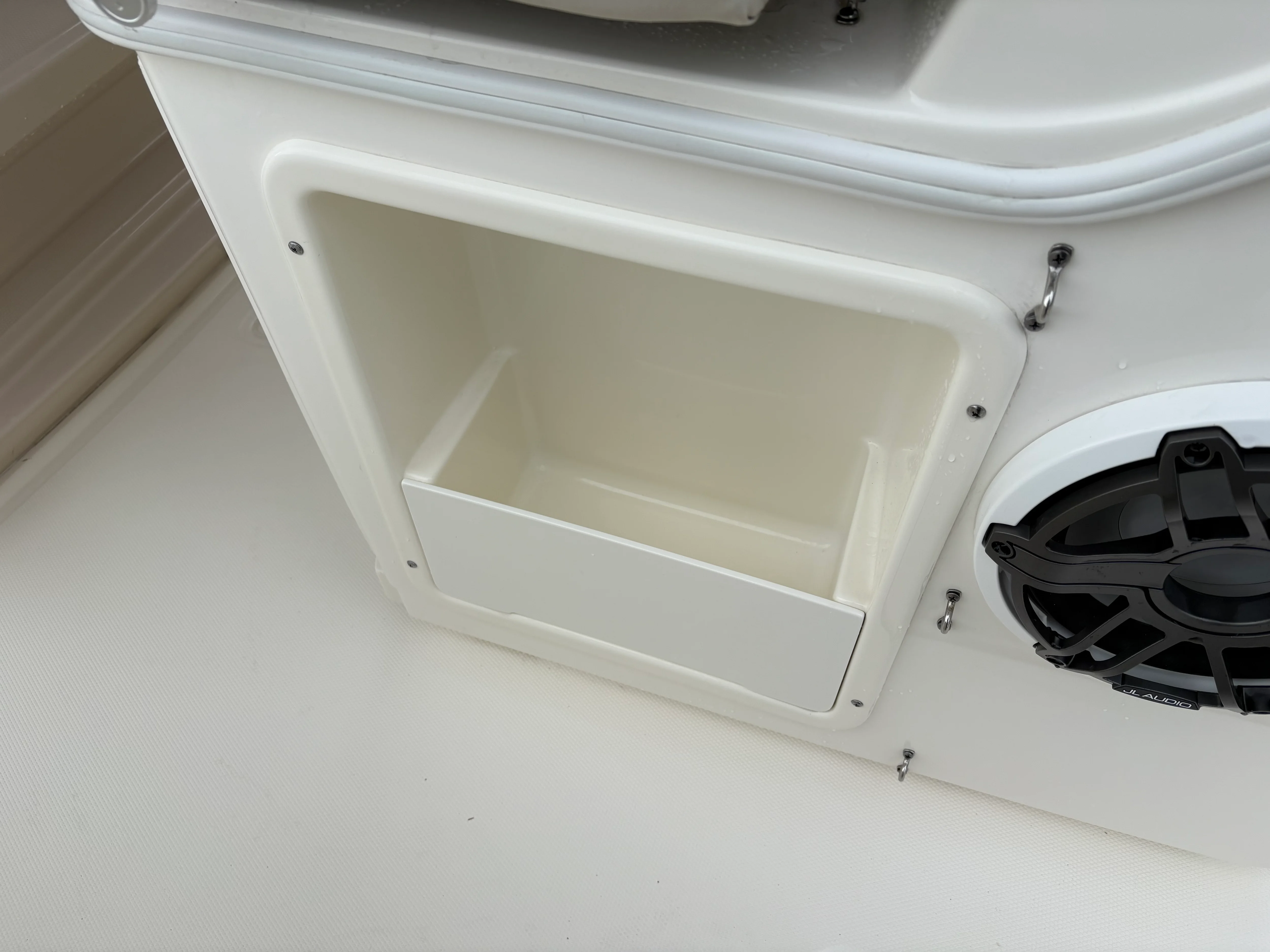 2024 Boston Whaler 330 Outrage Image Thumbnail #22