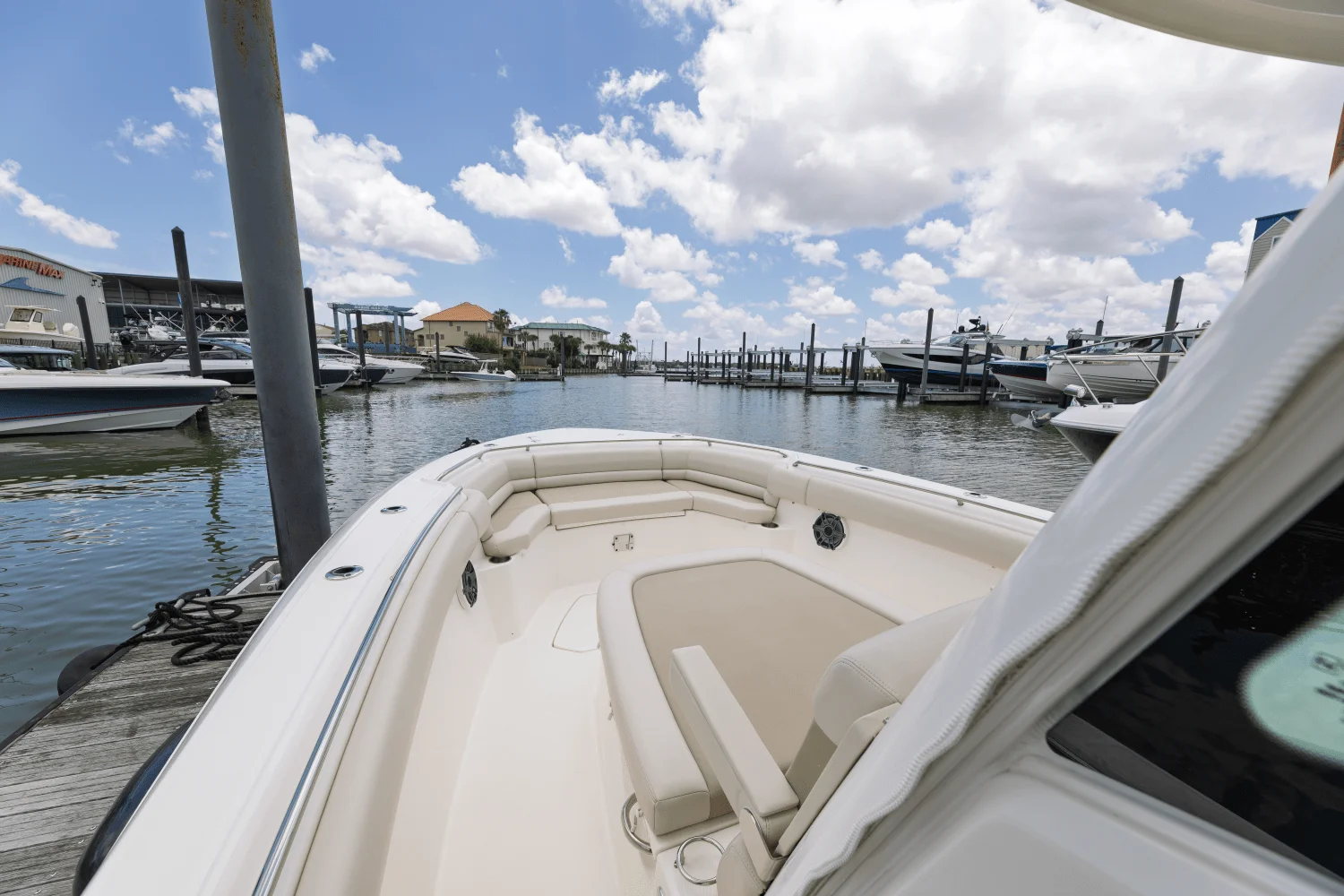 2024 Boston Whaler 330 Outrage Image Thumbnail #15