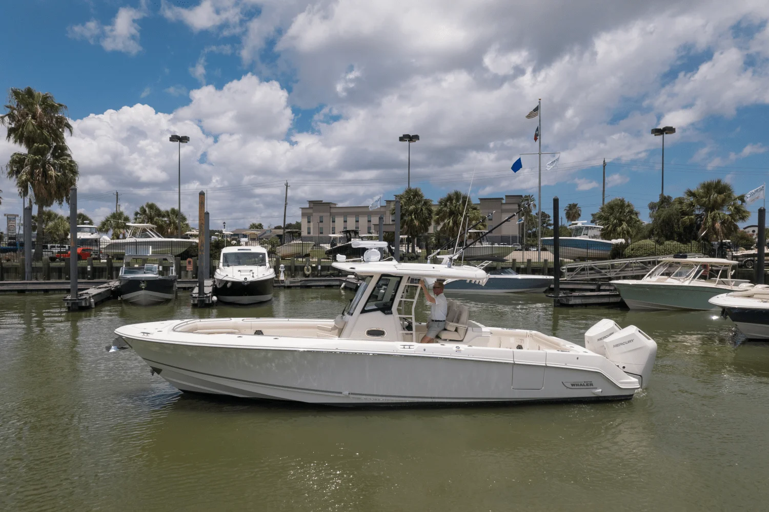 2024 Boston Whaler 330 Outrage Image Thumbnail #4