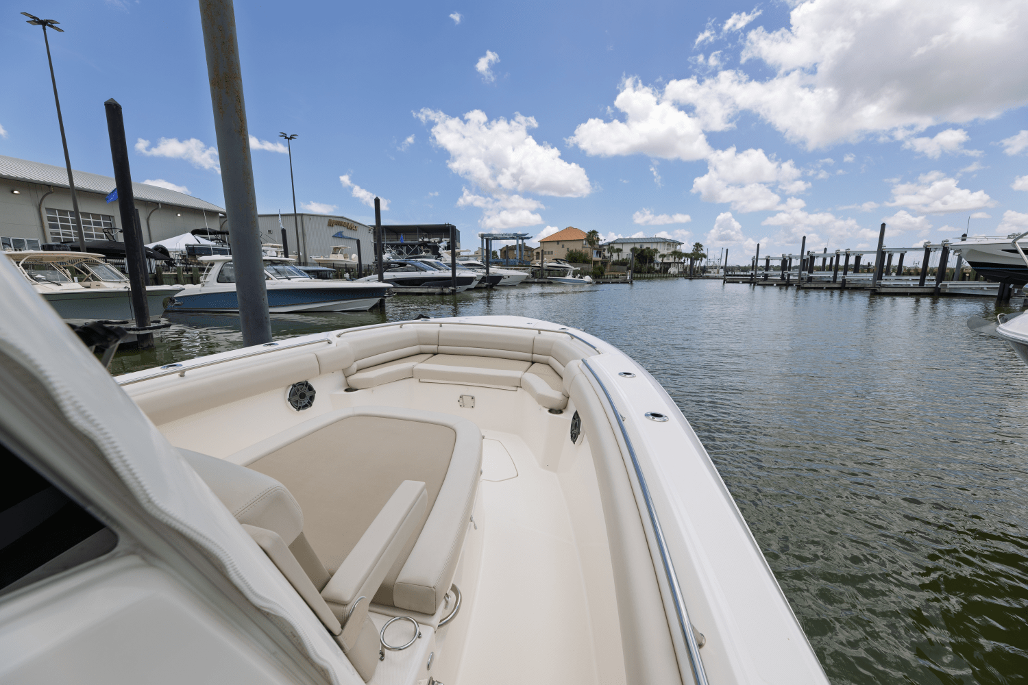 2024 Boston Whaler 330 Outrage Image Thumbnail #17