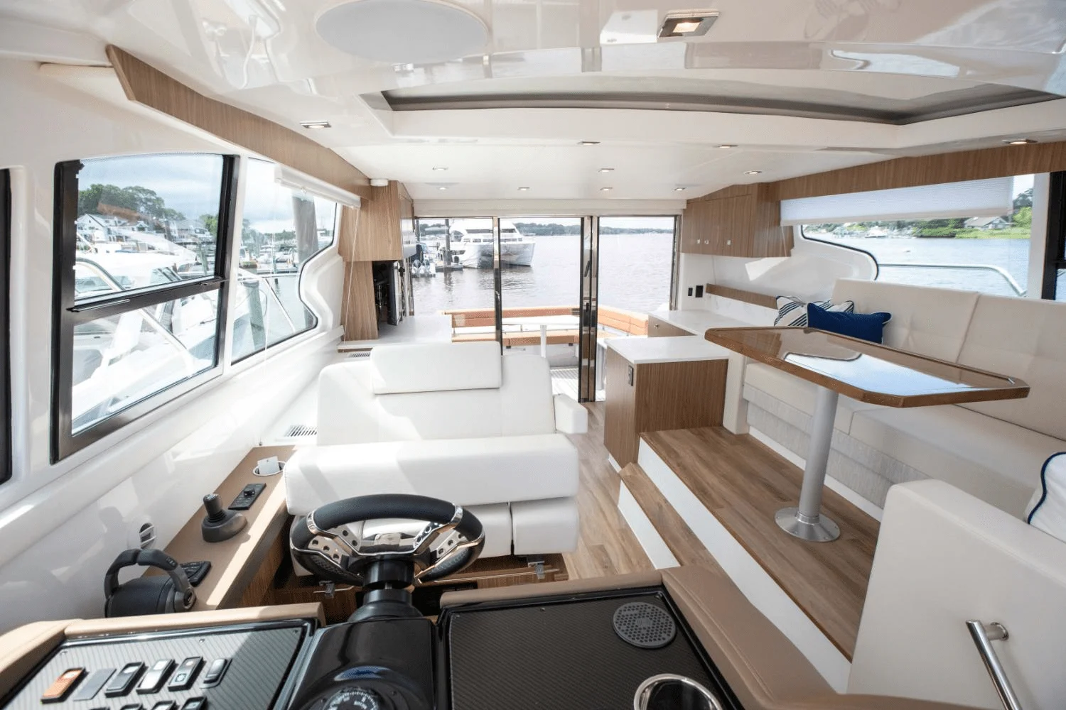 2025 Cruisers Yachts 46 Cantius Image Thumbnail #56