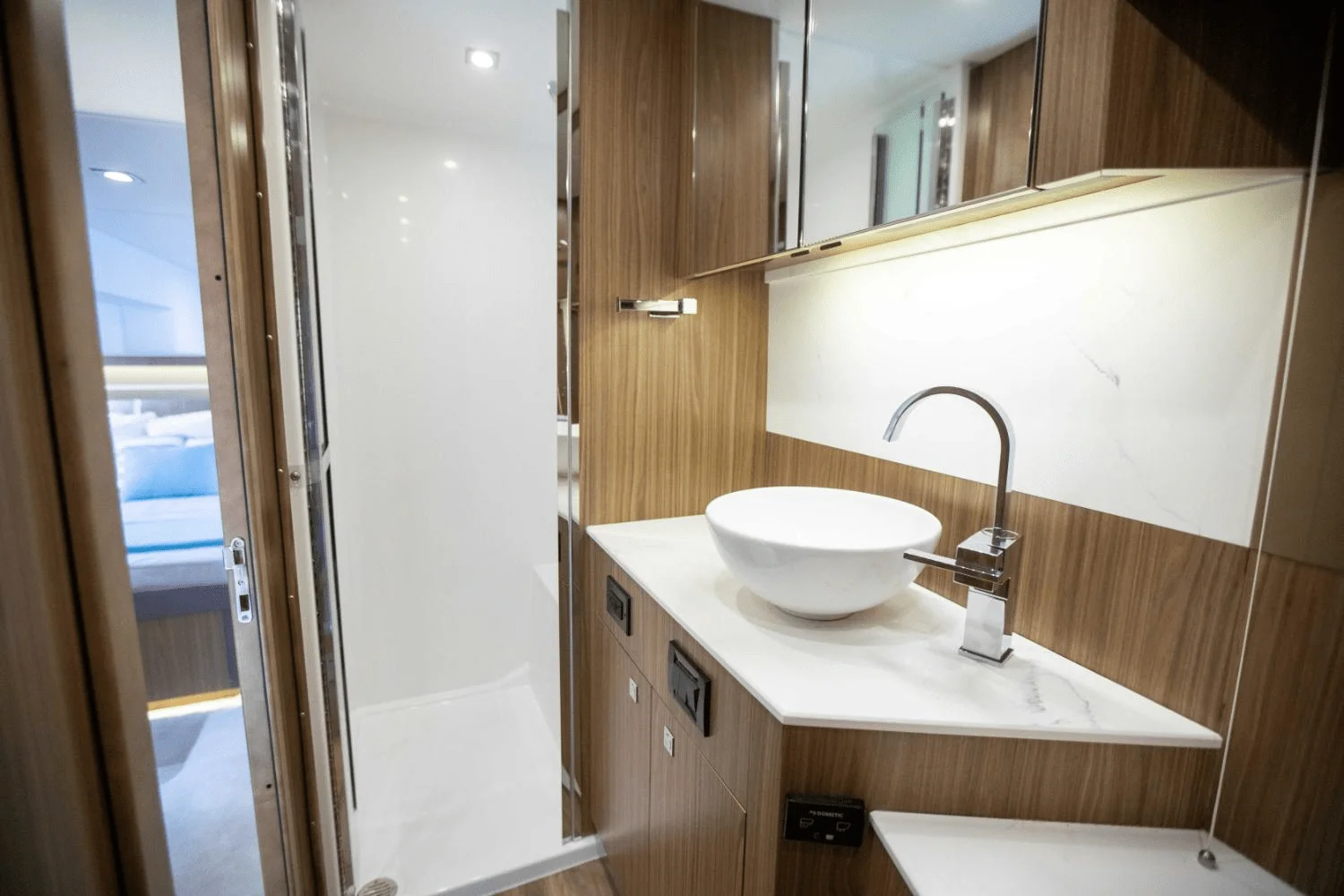 2025 Cruisers Yachts 46 Cantius Image Thumbnail #97