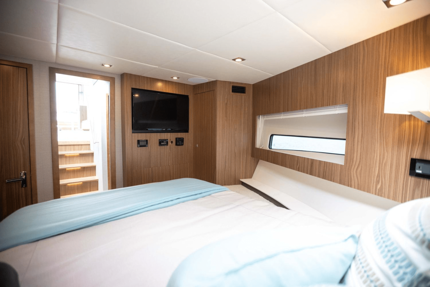 2025 Cruisers Yachts 46 Cantius Image Thumbnail #80