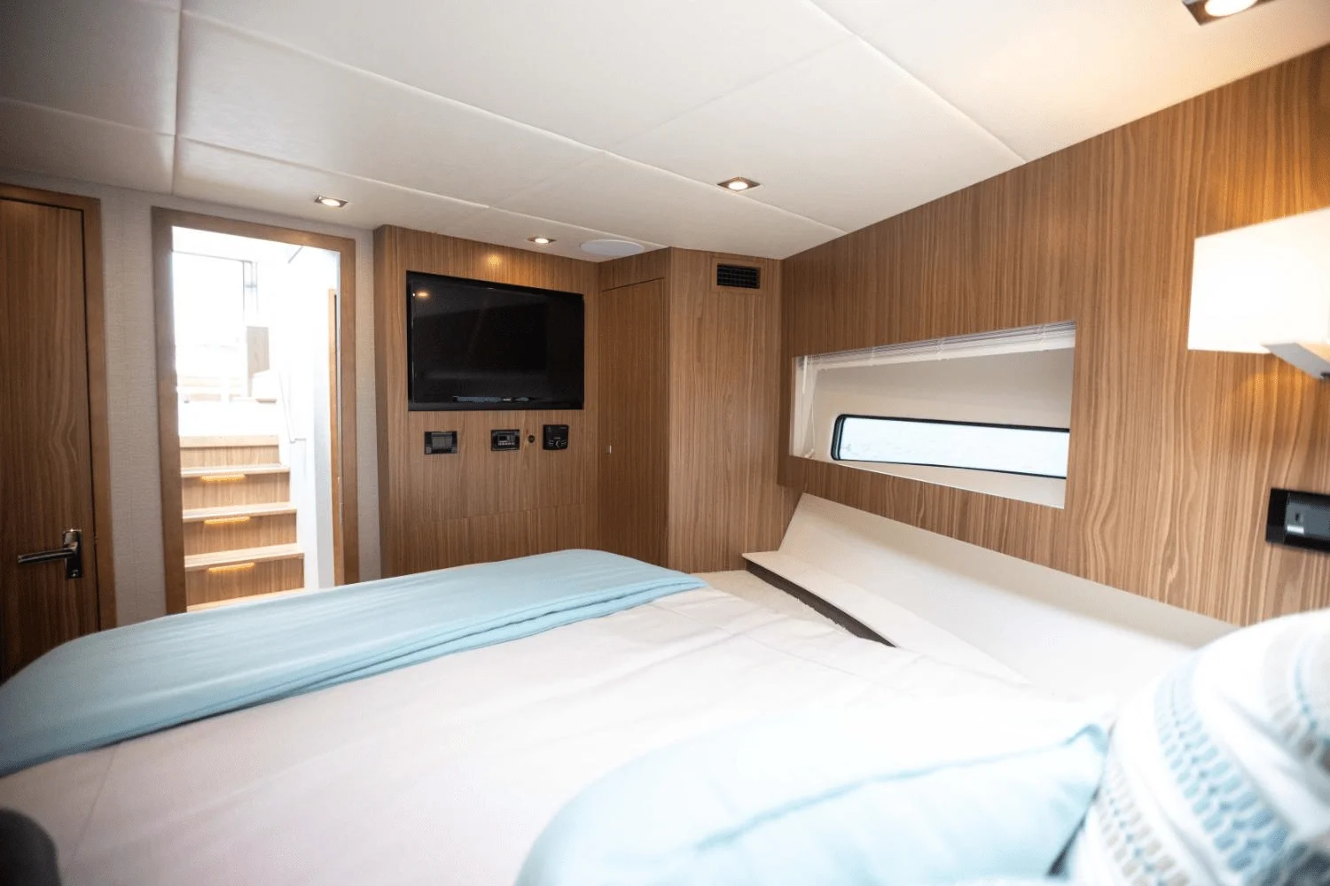 2025 Cruisers Yachts 46 Cantius Image Thumbnail #80