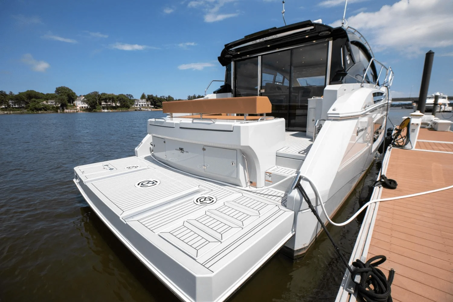 2025 Cruisers Yachts 46 Cantius Image Thumbnail #18