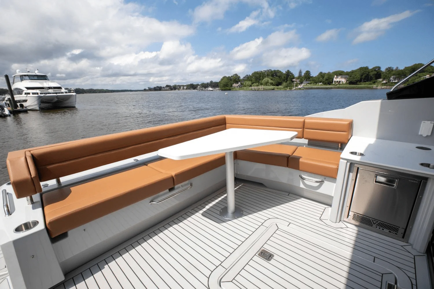 2025 Cruisers Yachts 46 Cantius Image Thumbnail #29