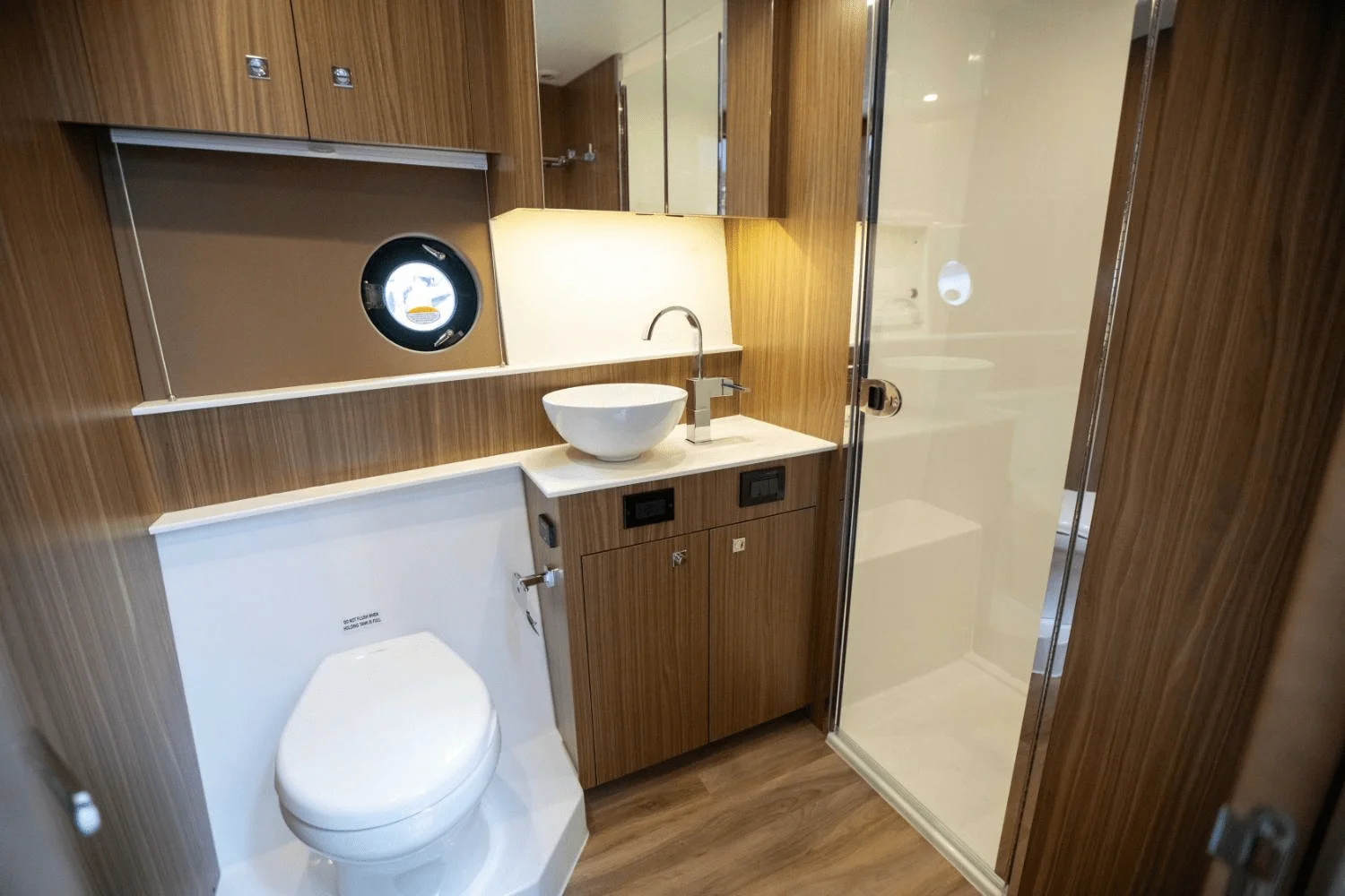 2025 Cruisers Yachts 46 Cantius Image Thumbnail #77