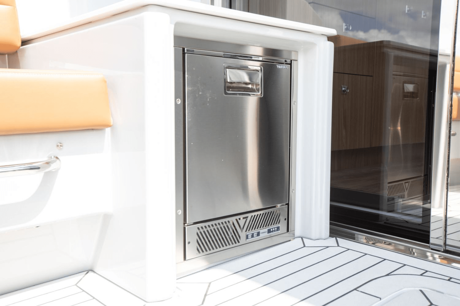 2025 Cruisers Yachts 46 Cantius Image Thumbnail #32