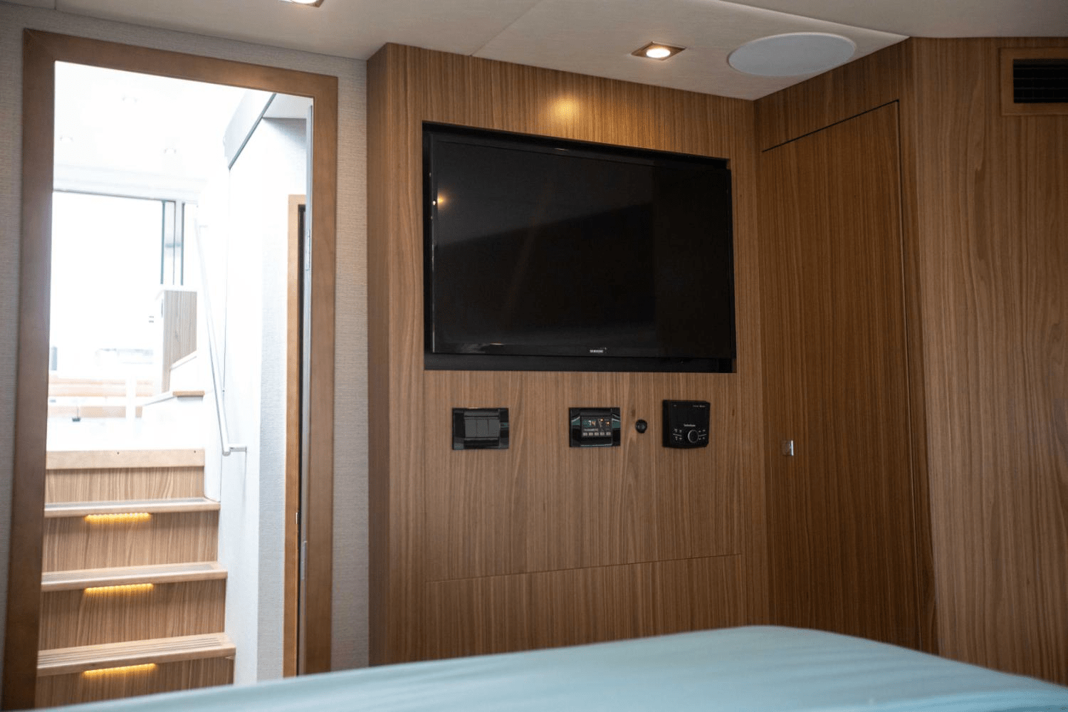 2025 Cruisers Yachts 46 Cantius Image Thumbnail #81