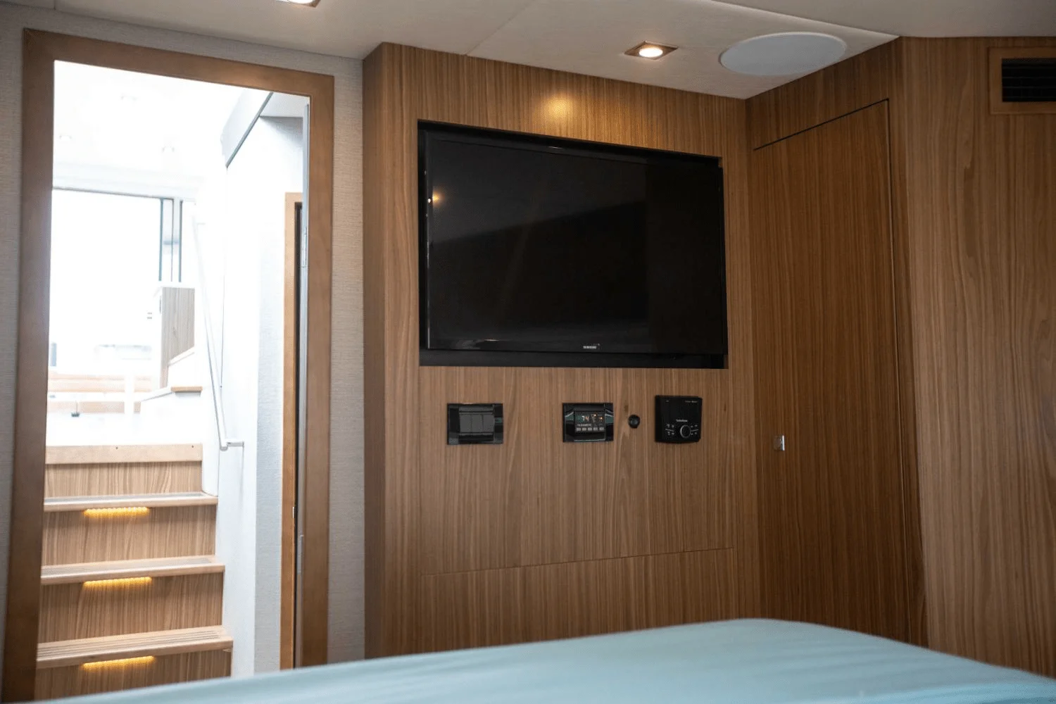 2025 Cruisers Yachts 46 Cantius Image Thumbnail #81