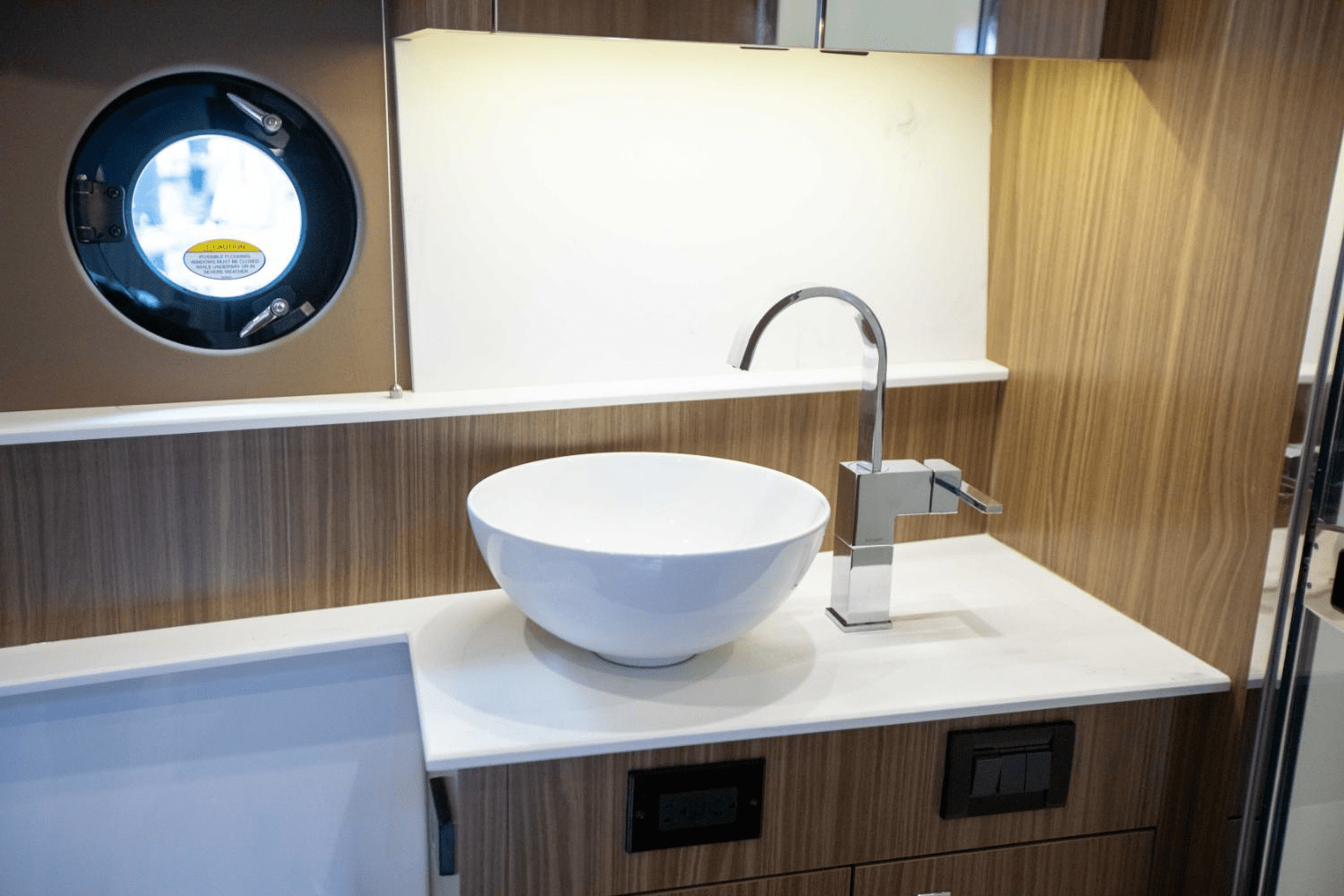 2025 Cruisers Yachts 46 Cantius Image Thumbnail #78