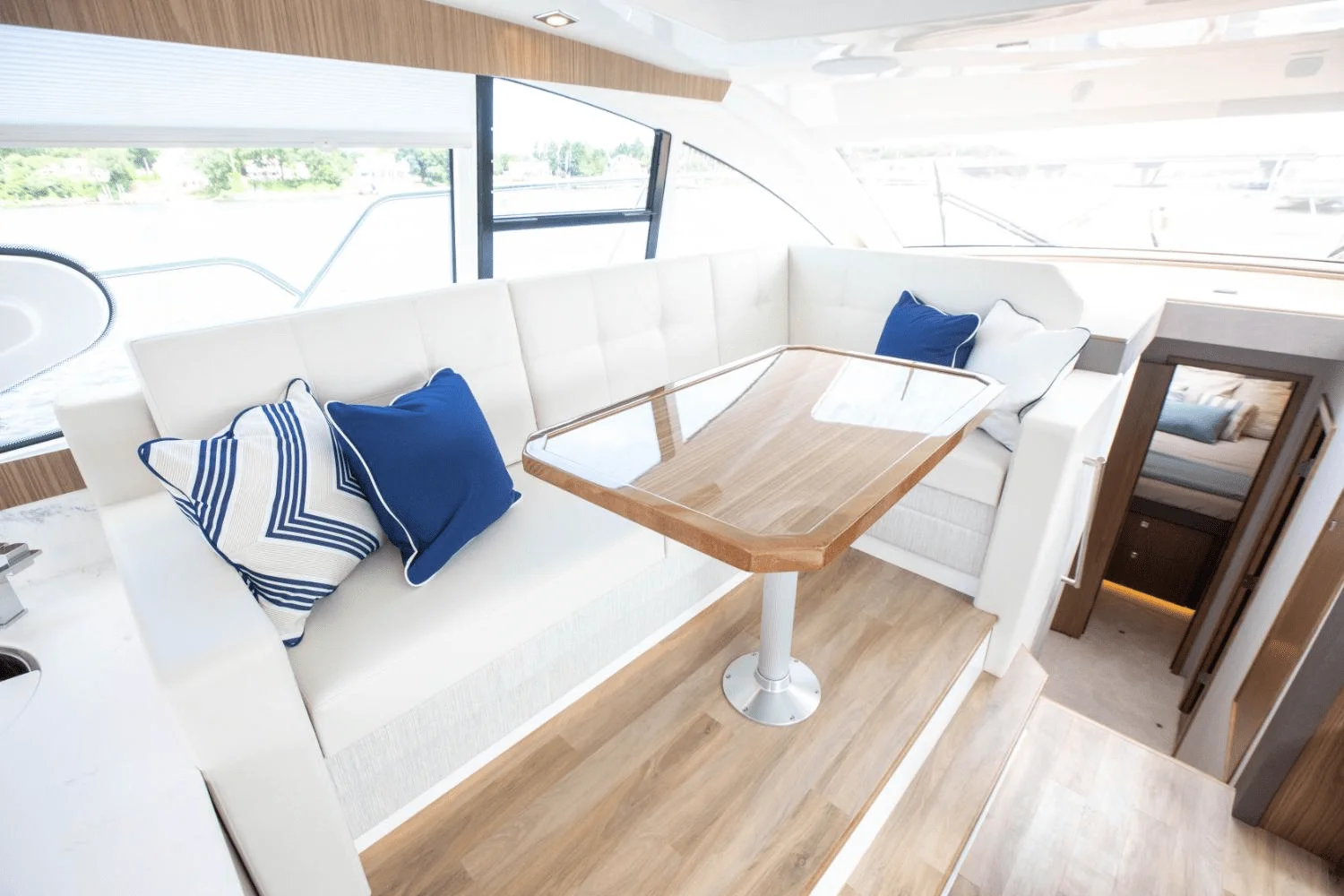 2025 Cruisers Yachts 46 Cantius Image Thumbnail #52