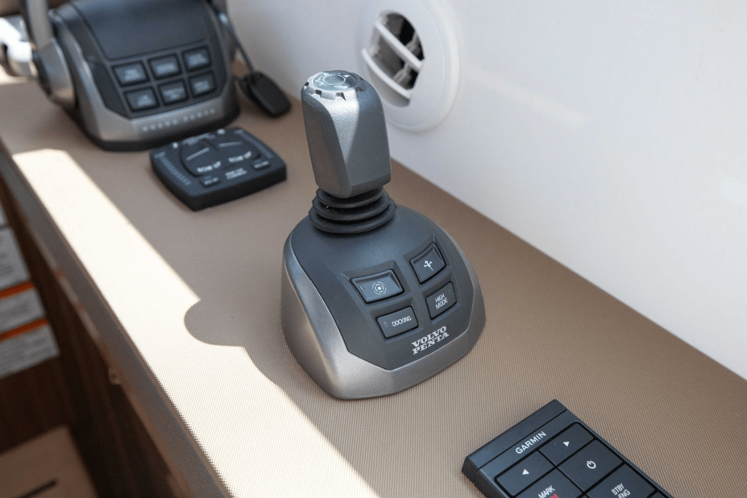 2025 Cruisers Yachts 46 Cantius Image Thumbnail #65